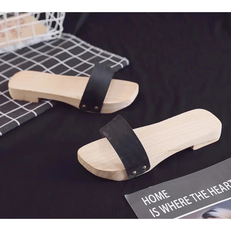 Jemma leong anime japonês sham - Geta Wooden Sandal avaliação e preço